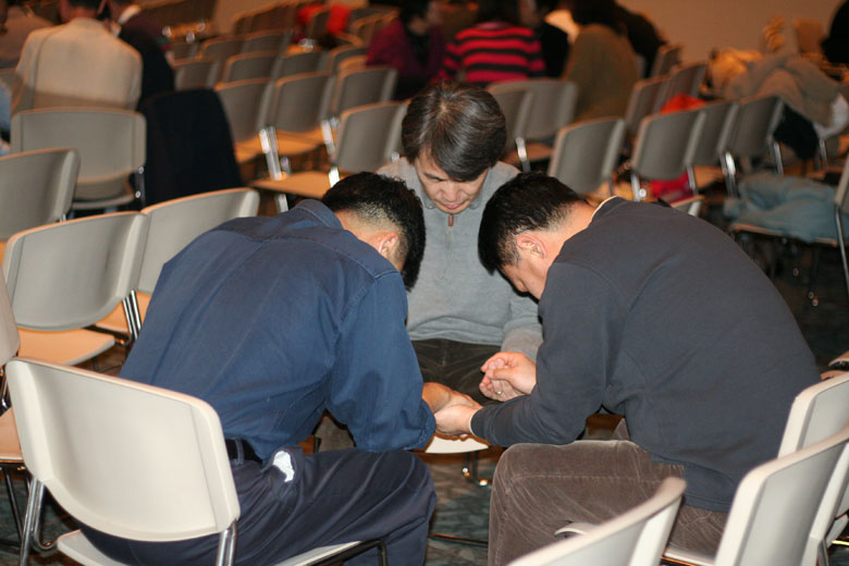 011909-pray (13).jpg